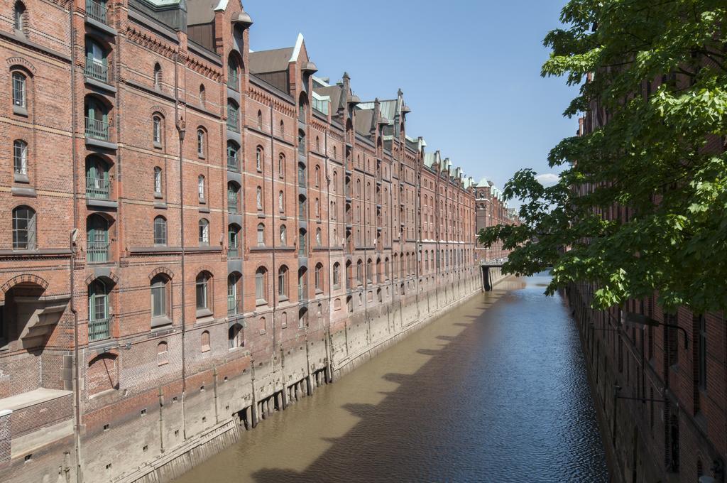 Appartements In Der Historischen Deichstrasse Contactless Check In Хамбург Екстериор снимка